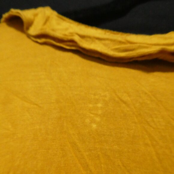 H&M | medium | Ruffled Yellow Rayon Long Sleeve Knit Shirt - Picture 11 of 16